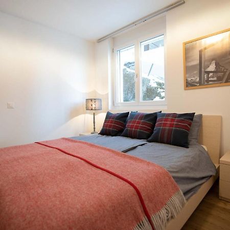 Modern Apartment With Matterhorn View Цермат Екстериор снимка