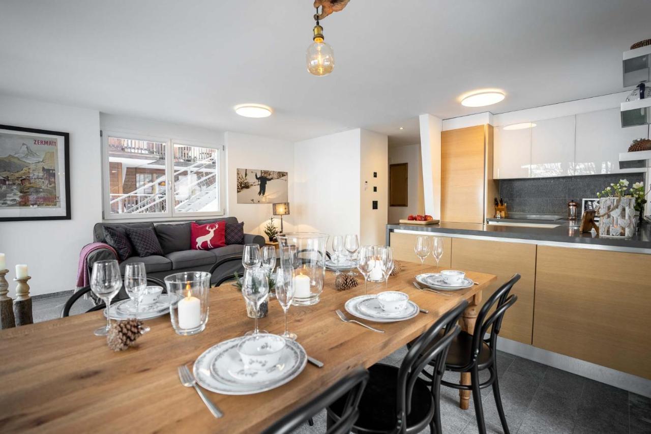 Modern Apartment With Matterhorn View Цермат Екстериор снимка