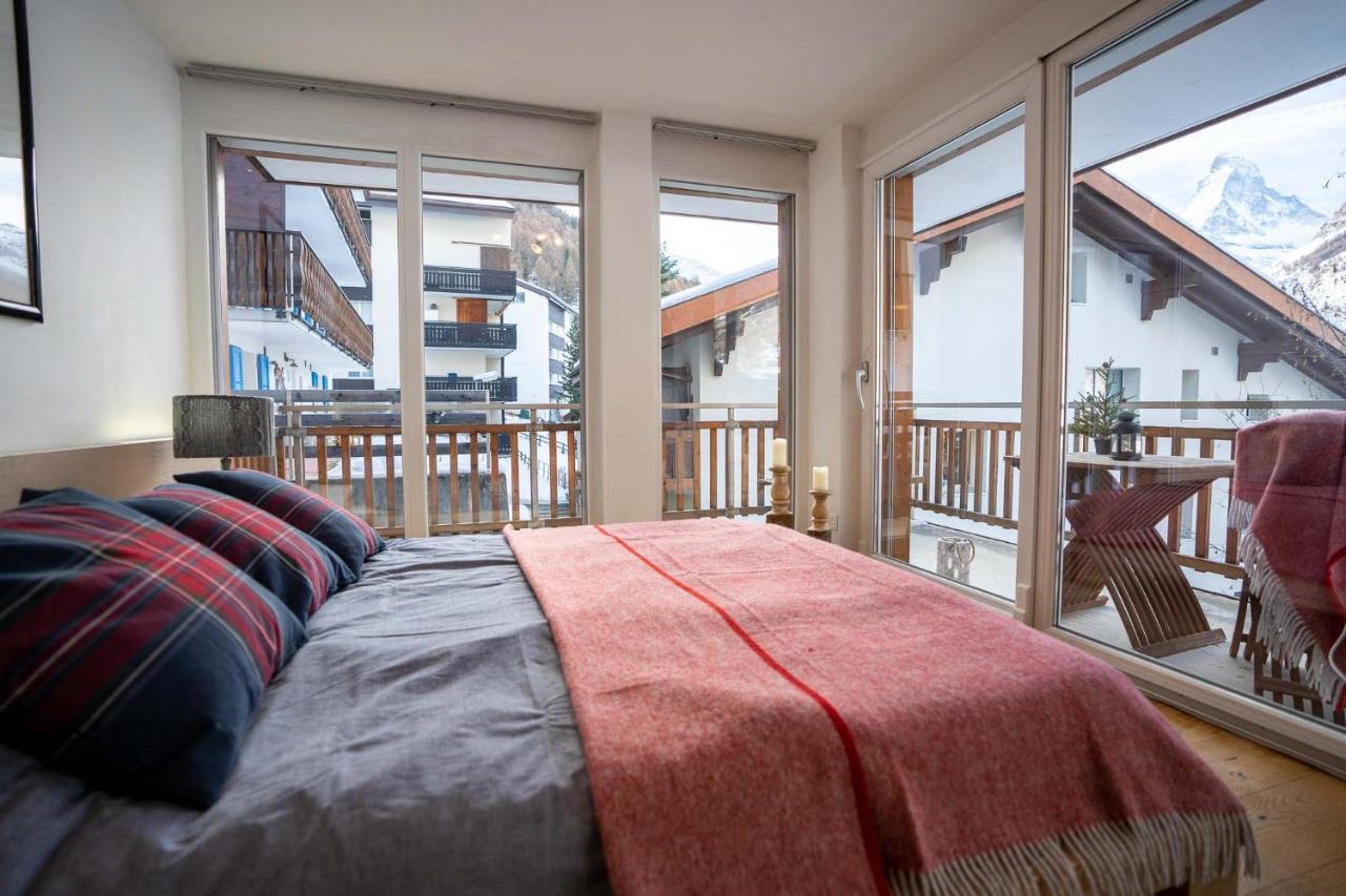 Modern Apartment With Matterhorn View Цермат Екстериор снимка